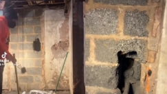 Αγόρασε σπίτι και ανακάλυψε ένα μυστικό δωμάτιο: Σοκαρίστηκε μόλις έμαθε το λόγο που χτίστηκε (vid)