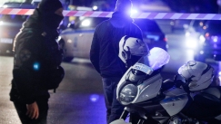 Αστυνομικοί πήγαν να σώσουν ληστή «ταρατσάκια» και τραυματίστηκαν οι ίδιοι
