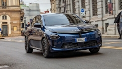 Σας αρέσει η νέα Lancia Ypsilon; (vid)