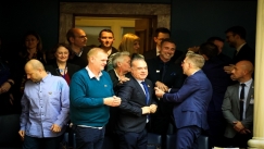 Σεργουλόπουλος για γάμο ομόφυλων: «Να μνημονεύσουμε τα παιδιά που αυτοκτόνησαν γιατί αισθανόντουσαν διαφορετικά» (vid)