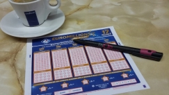 Φοιτητές κέρδισαν εκατομμύρια στη λοταρία αφού βρήκαν τρόπο να «νικήσουν» το σύστημα