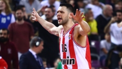 Κώστας Παπανικολάου