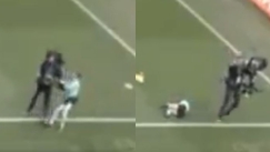 Η στιγμή που η βοηθός του Μπέτις-Μπιλμπάο συγκρούεται με την κάμερα (vid)