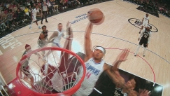 Ο Μπόστον καρφώνει πάνω στην άμυνα των Μπακς