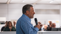 Ο Μπράουν ανανέωσε με την McLaren Racing έως το 2030