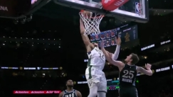 καρφώνει ο Γιάννης