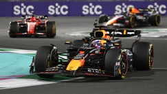 Ο Φερστάπεν κέρδισε στη Σ. Αραβία σαν να έκανε εκδρομή στην έρημο