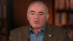 Γκάρι Κασπάροφ: Ένταλμα σύλληψης για τον κορυφαίο σκακιστή