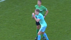 Τρομερό σκηνικό με παίκτη της Βέστερλο να αποβάλλεται με δύο κίτρινες μέσα σε 4 δευτερόλεπτα (vid)