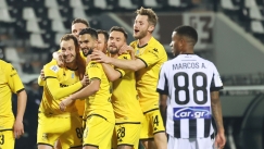 Πρωτάθλημα και κύπελλο Κίτρινε Θεέ!