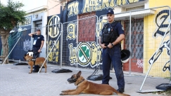 Τελικός Conference League: Σκυλιά, «Αύρα», ΜΑΤ, ελικόπτερα και drones της Αστυνομίας έξω από την Opap Arena (pics)