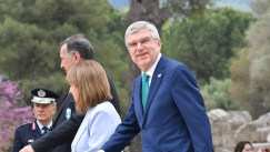 O πρόεδρος της ΔΟΕ. Τόμας Μπαχ
