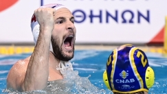 Ο Ντίνος Γενηδουνιάς