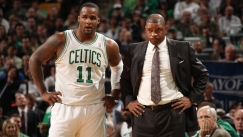 Ο Γκλεν Ντέιβις με τον Ντοκ Ρίβερς.