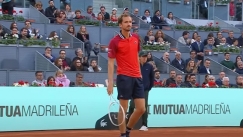 Αποσύρθηκε o Mεντβέντεφ, στα ημιτελικά ο Λεχέτσκα στη Μαδρίτη