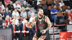 Ο Μάικ Τζέιμς.