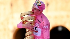 O Ταντέι Πογκάτσαρ καθάρισε με τον Giro Giro d' Italia 