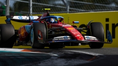 Ποινή στον Σάινθ, έχασε την 4η θέση