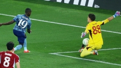 Ο Τζολάκης σταματάει τον Ντιαμπί