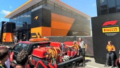 Φωτιά στη βάση της McLaren, στην πίστα Formula 1 της Βαρκελώνης (vid)