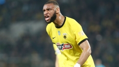 Ο Αρόλντ Μουκουντί της ΑΕΚ