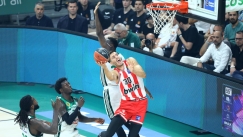 Σκληρό ροκ εντός, εκτός και επί τα αυτά