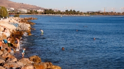 «Βουτιά» δέκα βαθμών Κελσίου μέσα σε λίγες μέρες: Πότε αναμένεται να «δροσίσει» (vid)