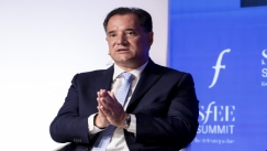 «Συγγνώμη για την ταλαιπωρία της μητέρας σας»: Η απάντηση του Γεωργιάδη μετά την καταγγελία του τραγουδιστή Στάθη Δρογώση 