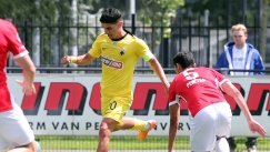 Ο Μάνταλος στο φιλικό της ΑΕΚ με την Αλκμααρ