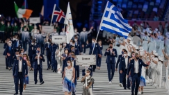 Σημαιοφόροι είναι όλοι όσοι πάνε στο Παρίσι!