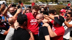 LIVE TV η επιστροφή του Σάσα Βεζένκοβ στον Ολυμπιακό (vid)