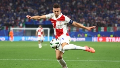 Ο Φλικ ζήτησε από την Μπαρτσελόνα να υπογράψει τον ελεύθερο Ιβάν Πέρισιτς