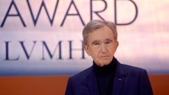 Ο Μπερνάρ Αρνό αλλάζει τις ισορροπίες στο γαλλικό ποδόσφαιρο