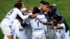 Οι πανηγυρισμοί των παικτών της ΑΕΚ για το 1-2 του Μαρσιάλ στο ματς με τον ΟΦΗ