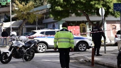 Πυροβολισμοί στη Γλυφάδα: Δύο συλλήψεις για το διπλό φονικό (vid)