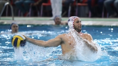 O Ντίνος Γενηδουνιάς