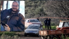 Αρπαγή και δολοφονία καταγγέλλει ο πατέρας του Βασίλη Καλογήρου: Αποσυνδέει τον θάνατο του 39χρονου από τα Τέμπη η μητέρα του