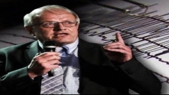 «Επιστημονικός εμφύλιος» μετά την παραίτηση Τσελέντη: «Έπρεπε να παραιτηθείς όταν συνταξιοδοτήθηκες»