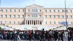 Νέο φοιτητικό συλλαλητήριο στο Σύνταγμα για τα Τέμπη: Πανό κατά του νέου Προέδρου της Δημοκρατίας