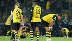 Η απογοήτευση των παικτών της ΑΕΚ μετά το 2-3 από τον ΠΑΟΚ