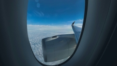 Επιβάτης πέρασε όλη την πτήση κλειδωμένος στην τουαλέτα του αεροπλάνου: Η αντίδραση της εταιρείας