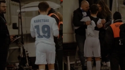 καρέτσας φανέλα ντεμπούτο