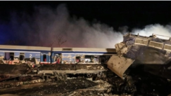 Νέες αποκαλύψεις για Τέμπη: Δείγμα από ξυλόλιο εντοπίστηκε από τα συντρίμμια (vid)