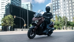 Yamaha XMAX 300 Tech MAX: Μείωση τιμής για το premium sport scooter