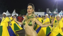 Βραζιλιάνα καλλονή κουράστηκε να την φλερτάρουν και πήρε τα μέτρα της: Η κίνηση που λειτούργησε (vid)