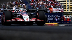 Για αυτή την παράβαση ο Μπέρμαν έλαβε ποινή 10 θέσεων (vid)