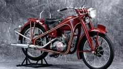 500 εκατομμύρια μοτοσικλέτες Honda και έπεται συνέχεια (vid)