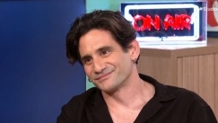 Οδυσσέας Παπασπηλιόπουλος: «Έχω δει φρικτά πράγματα των γονιών μου να τα κάνω στα παιδιά μου»