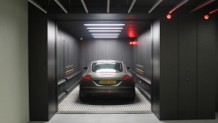 Το «ασανσέρ» της ελληνικής αγοράς αυτοκινήτου 