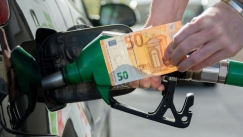 kaysima-kausima-kafsima-venzini-benzini-shutterstock